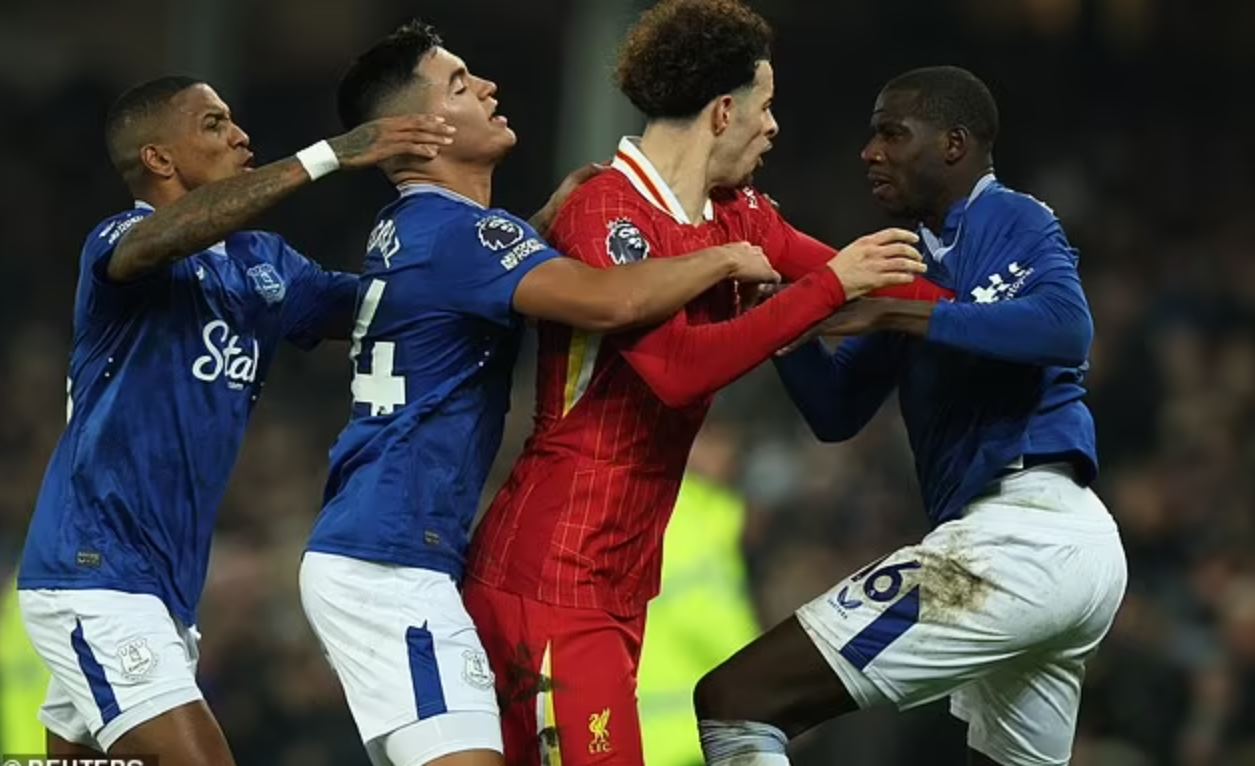 Momen rusuh Everton vs Liverpool