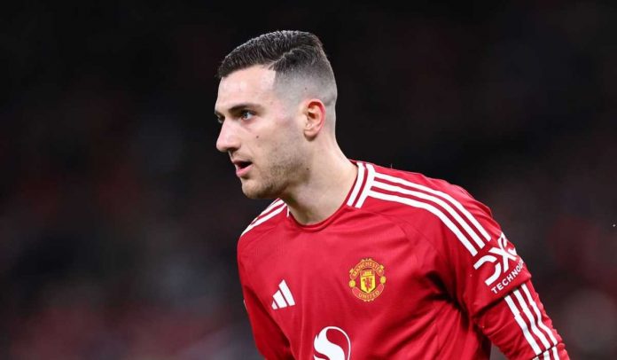 Diogo Dalot di laga Manchester United vs Leicester City