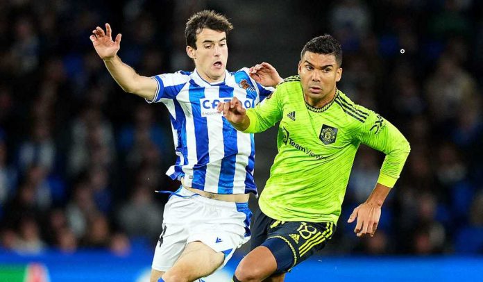 Casemiro dalam laga Real Sociedad vs Manchester United