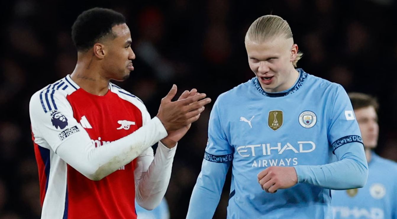 Gabriel ejek Erling Haaland di laga Arsenal vs Manchester City