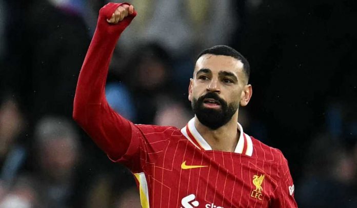 Mohamed Salah merayakan gol ke gawang Manchester City