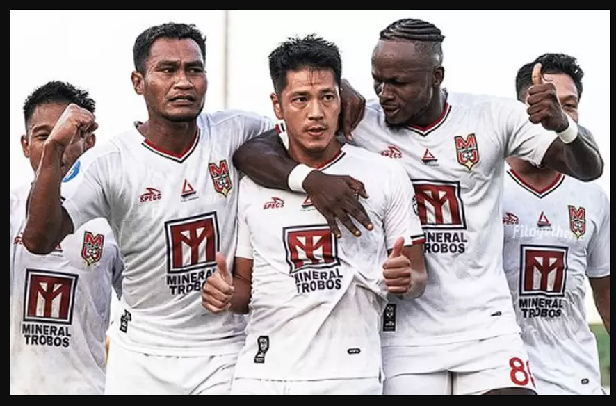 Klasemen Liga 1 Terkini Usai Malut United vs Persib: Persib Naik, Persaingan Kian Ketat